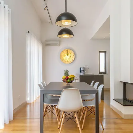 Sunny House *