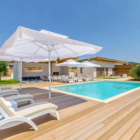 Sunny House *