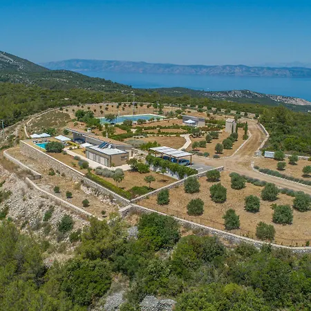Villa Sunny House